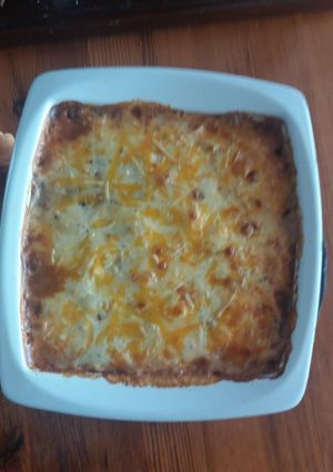 Una foto de Moussaka de atún y champiñones
