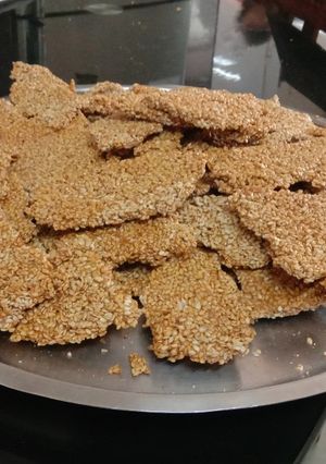 A picture of Sesame gud chikki.