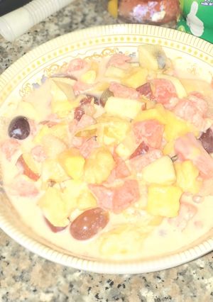 A picture of Milky fruit salad.