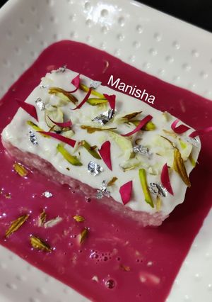 A picture of Rose Flavour Tres Leches Cake.