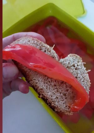 Una foto de Morrones al escabeche