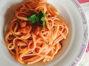 Una foto di linguine e vongole