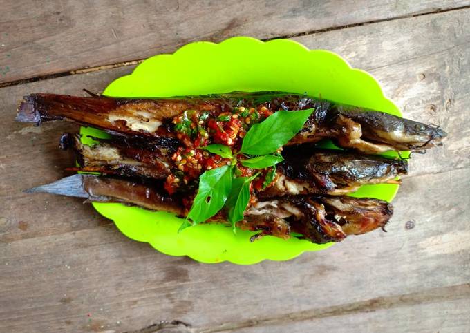 Anti Ribet, Bikin Lele Bakar Sambal Kemangi Gampang