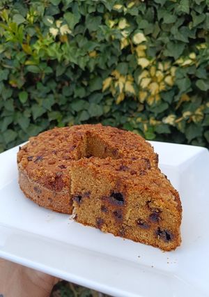 Una foto de Torta integral con chips y crumbre
