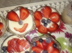 Una foto de Panna cotta de yogurth