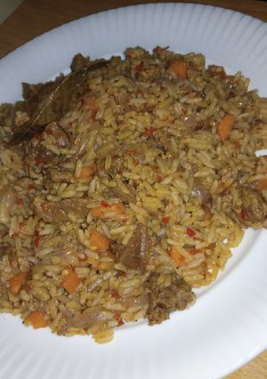 A picture of Biryani rice.