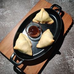 A picture of Baked aloo maida samosa (healthy, tasty and less oil).