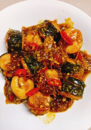 Hình của món Lươn chay xào sả nghệ (rong biển cuộn tàu hủ).