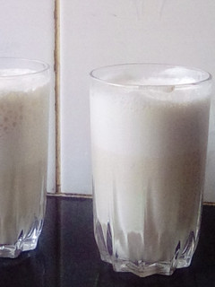 A picture of Date milkshake.