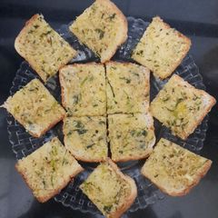A picture of Crispy Garlic Bread.