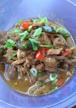 Foto resep Semur ayam suwir ala anak kos