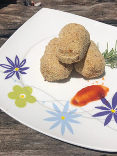 Una foto de Croquetas de arroz (puedes reciclar arroz que te sobró)