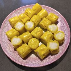 A picture of Siomai.