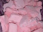 Una foto de como hacer malvaviscos con gelatina de sabor