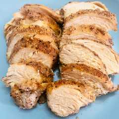 Una foto de Fiambre de pollo a la pimienta