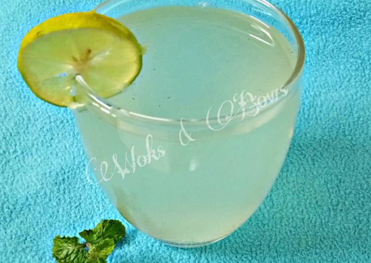 Recipe of Homemade Minty Lemonade