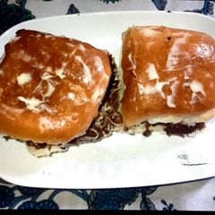 Butter Nutella maska buns A picture of Butter Nutella maska buns.