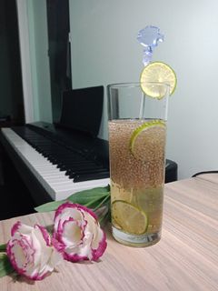 Hình của món Trà chanh mật ong hạt chia.