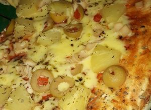 Una foto de ~Rica Pizza Casera 🍕~