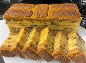 Gambar Kek lapis biscoff cheese