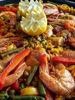 A picture of Paella.