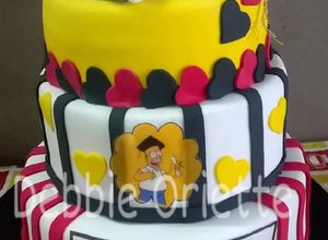 Una foto de Pasta Americana o fondant extendido casero para forrar tortas!!
