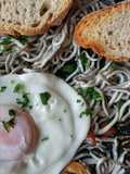 Gulas con huevo