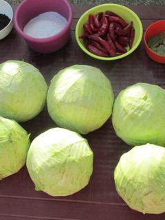 A tökéletes hordós savanyú káposzta recept fotója