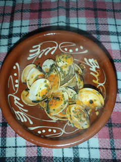 Una foto de Almejas a la gallega