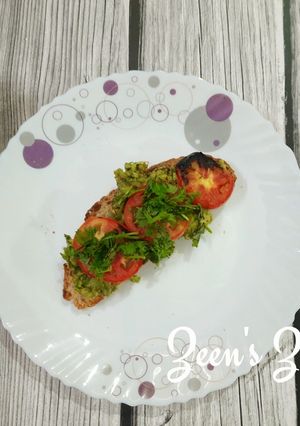A picture of Avocado Sourdough Toast.