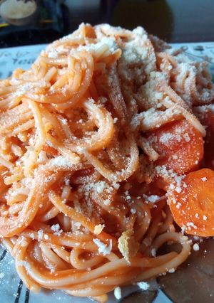 Una foto de Spaghetti con salsa pomarola