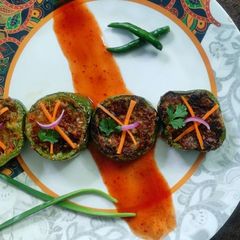 A picture of Stuffed Capsicum.