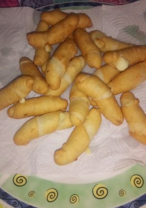Una foto de Deditos con queso