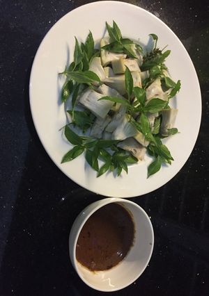 Hình của món Mít luộc chấm nước ruốc.