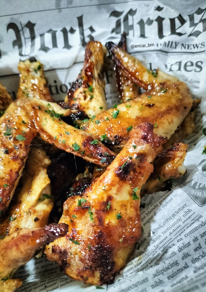 Una foto de Alitas de pollo orientales