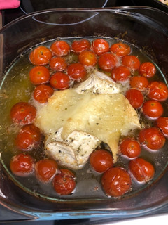 Una foto de Queso de cabra con tomates