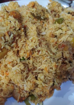A picture of Chicken Biryani.