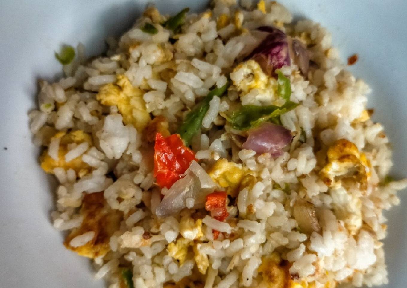 Nasi goreng putih pedas