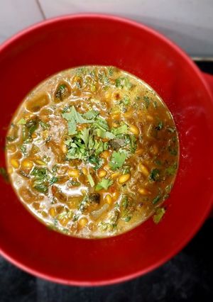 A picture of Soyabean and Lauki curry.