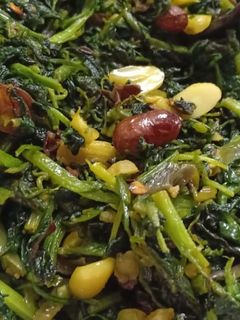 মেথি শাকের ভাজা (Methi shaker bhaja recipe in Bengali) রেসিপির প্রধান ছবি