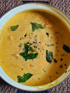 பருப்பு உருண்டை மோர்க்குழம்பு(paruppu urundai mor kulambu recipe in tamil) செய்முறை முக்கிய புகைப்படம்