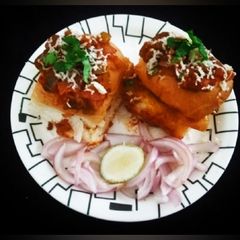 A picture of Masala Pav.
