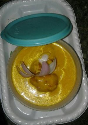 बेसन पकोड़ा कढ़ी (Besan pakoda kadhi recipe in hindi) रेसिपी मुख्य फोटो