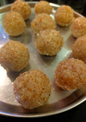 A picture of Coconut Laddu.