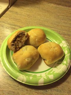 A picture of Bacon cheeseburger bomb.