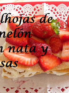 Una foto de Milhojas de Canelón con Nata y Fresas
