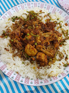 صورة لوصفة دجاج بالصوص وأرز بالكشنة