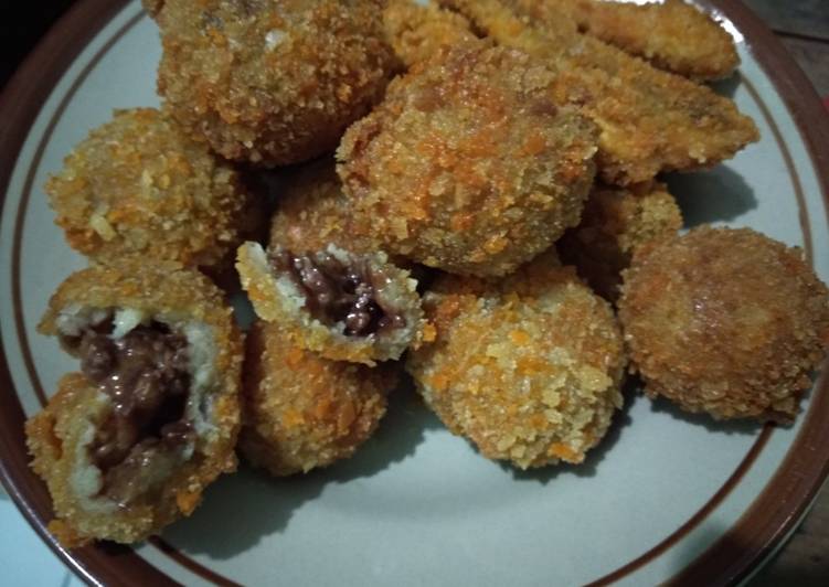 Bola-bola Pisang Krispy Lumer