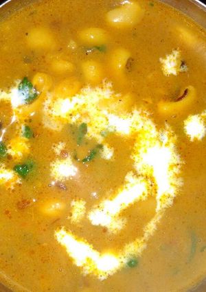 लोबिआ की रसेदार सब्जी (Lobia ki rasedar sabji recipe in hindi) रेसिपी मुख्य फोटो