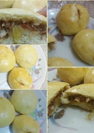 A picture of Chicken buns.